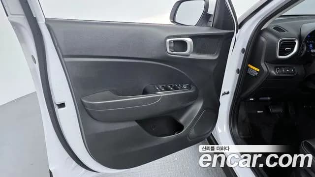 2020 Hyundai Venue 1.6 Modern Sold VIN KMHRB813ELU034469 – front exterior 2020 Hyundai Venue 1.6 Modern Sold VIN KMHRB813ELU034469 – front exterior