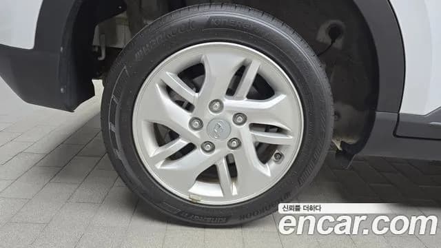 2020 Hyundai Venue 1.6 Modern Sold VIN KMHRB813ELU043003 – side profile 2020 Hyundai Venue 1.6 Modern Sold VIN KMHRB813ELU043003 – side profile