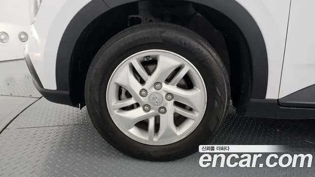 2020 Hyundai Venue 1.6 Modern Sold VIN KMHRB813ELU054956 – rear exterior 2020 Hyundai Venue 1.6 Modern Sold VIN KMHRB813ELU054956 – rear exterior