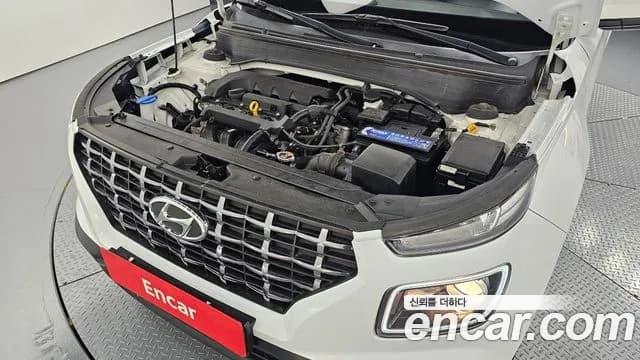 2020 Hyundai Venue 1.6 Modern Sold VIN KMHRB813ELU054956 – exterior detail 2020 Hyundai Venue 1.6 Modern Sold VIN KMHRB813ELU054956 – exterior detail