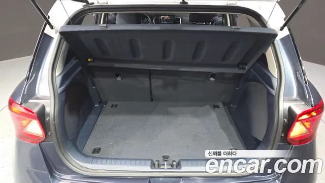 2020 Hyundai Venue 1.6 Modern Sold VIN KMHRB813ELU074554 – rear exterior 2020 Hyundai Venue 1.6 Modern Sold VIN KMHRB813ELU074554 – rear exterior