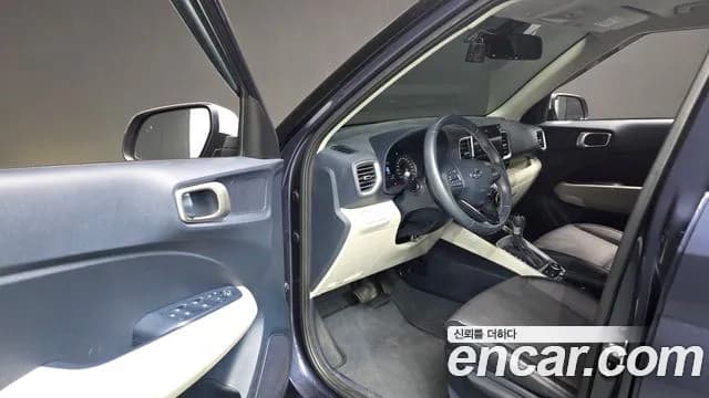 2020 Hyundai Venue 1.6 Modern Sold VIN KMHRB813ELU074554 – exterior detail 2020 Hyundai Venue 1.6 Modern Sold VIN KMHRB813ELU074554 – exterior detail