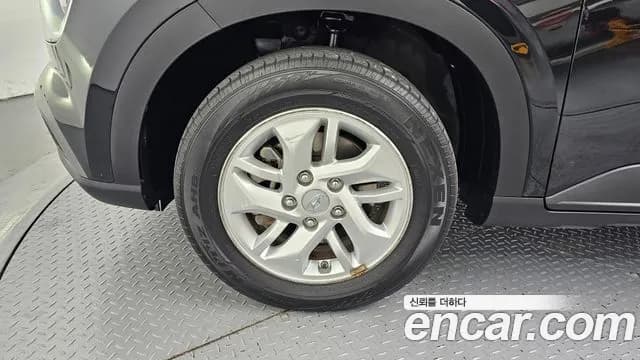 2021 Hyundai Venue 1.6 Modern Sold VIN KMHRB813EMU123349 – rear exterior 2021 Hyundai Venue 1.6 Modern Sold VIN KMHRB813EMU123349 – rear exterior