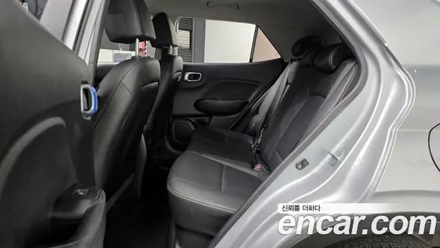 2022 Hyundai Venue 1.6 Modern Sold VIN KMHRB813ENU148061 – exterior detail 2022 Hyundai Venue 1.6 Modern Sold VIN KMHRB813ENU148061 – exterior detail