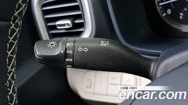 2022 Hyundai Venue 1.6 Modern Plus Sold VIN KMHRB813ENU158273 – photo 17 2022 Hyundai Venue 1.6 Modern Plus Sold VIN KMHRB813ENU158273 – photo 17
