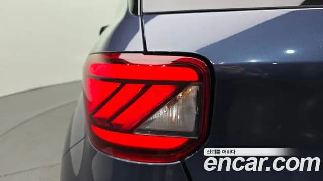 2022 Hyundai Venue 1.6 Modern Plus Sold VIN KMHRB813ENU164574 – rear exterior 2022 Hyundai Venue 1.6 Modern Plus Sold VIN KMHRB813ENU164574 – rear exterior
