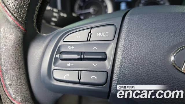 2022 Hyundai Venue 1.6 Modern Plus Sold VIN KMHRB813ENU164574 – side profile 2022 Hyundai Venue 1.6 Modern Plus Sold VIN KMHRB813ENU164574 – side profile