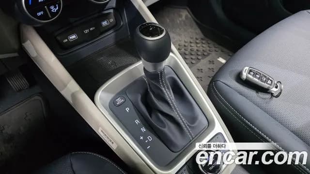 2022 Hyundai Venue 1.6 Modern Plus Sold VIN KMHRB813ENU164574 – photo 17 2022 Hyundai Venue 1.6 Modern Plus Sold VIN KMHRB813ENU164574 – photo 17