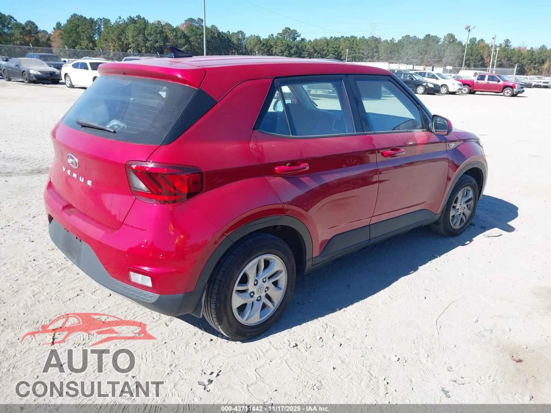 2022 HYUNDAI VENUE Damaged VIN KMHRB8A38NU142942 – dashboard 2022 HYUNDAI VENUE Damaged VIN KMHRB8A38NU142942 – dashboard