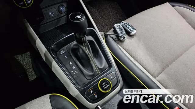 2020 Hyundai Venue 1.6 Flux Sold VIN KMHRC813ELU054756 – rear exterior 2020 Hyundai Venue 1.6 Flux Sold VIN KMHRC813ELU054756 – rear exterior