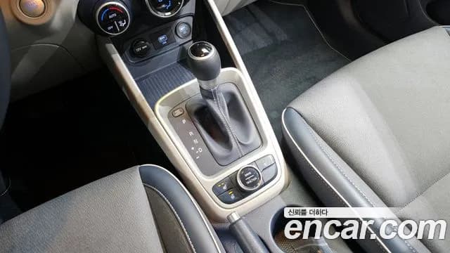 2020 Hyundai Venue 1.6 Flux Sold VIN KMHRC813ELU060570 – undercarriage 2020 Hyundai Venue 1.6 Flux Sold VIN KMHRC813ELU060570 – undercarriage