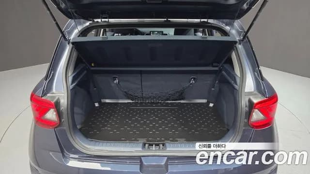 2020 Hyundai Venue 1.6 Flux Sold VIN KMHRC813ELU062042 – front exterior 2020 Hyundai Venue 1.6 Flux Sold VIN KMHRC813ELU062042 – front exterior