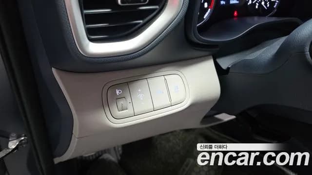 2020 Hyundai Venue 1.6 Flux Sold VIN KMHRC813ELU062042 – photo 13 2020 Hyundai Venue 1.6 Flux Sold VIN KMHRC813ELU062042 – photo 13