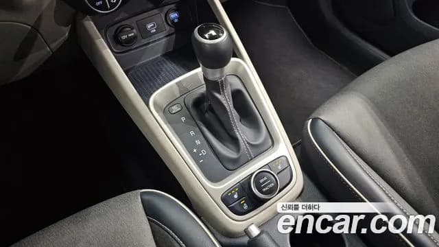 2020 Hyundai Venue 1.6 Flux Sold VIN KMHRC813ELU062772 – photo 18 2020 Hyundai Venue 1.6 Flux Sold VIN KMHRC813ELU062772 – photo 18