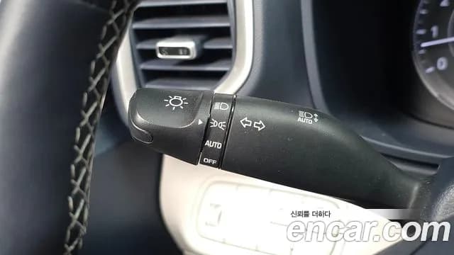 2022 Hyundai Venue 1.6 Flux Sold VIN KMHRC813ENU137841 – front exterior 2022 Hyundai Venue 1.6 Flux Sold VIN KMHRC813ENU137841 – front exterior