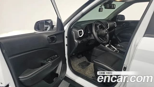 2022 Hyundai Venue 1.6 Flux Sold VIN KMHRC813ENU142385 – side profile 2022 Hyundai Venue 1.6 Flux Sold VIN KMHRC813ENU142385 – side profile