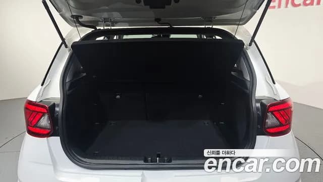 2022 Hyundai Venue 1.6 Flux Sold VIN KMHRC813ENU142385 – photo 14 2022 Hyundai Venue 1.6 Flux Sold VIN KMHRC813ENU142385 – photo 14