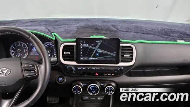 2022 Hyundai Venue 1.6 Flux Sold VIN KMHRC813ENU150382 – trunk area 2022 Hyundai Venue 1.6 Flux Sold VIN KMHRC813ENU150382 – trunk area