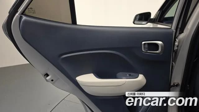 2023 Hyundai Venue 1.6 Flux Sold VIN KMHRC813EPU237920 – photo 16 2023 Hyundai Venue 1.6 Flux Sold VIN KMHRC813EPU237920 – photo 16