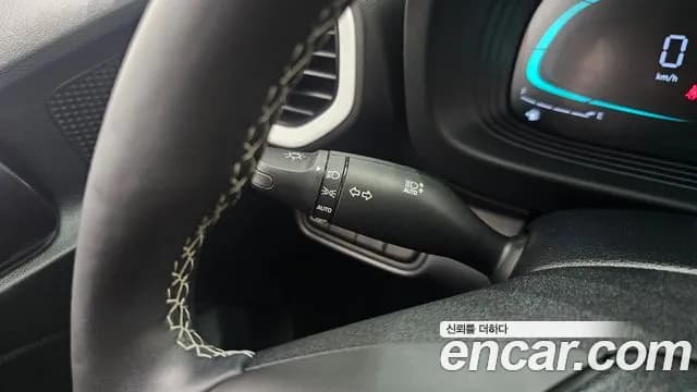 2023 Hyundai Venue 1.6 Flux Sold VIN KMHRC813EPU293699 – interior seats 2023 Hyundai Venue 1.6 Flux Sold VIN KMHRC813EPU293699 – interior seats