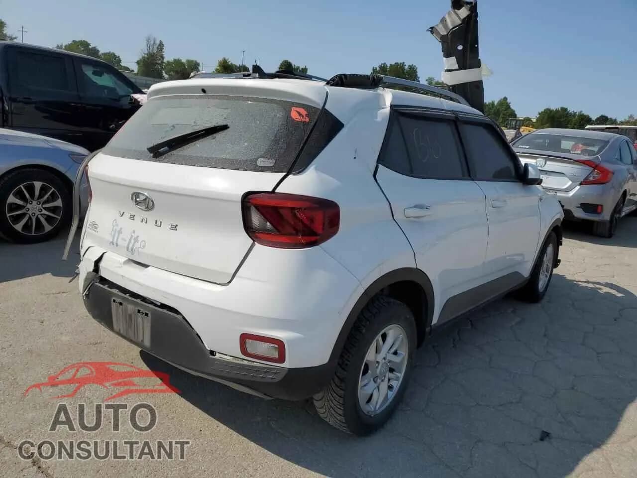 2020 HYUNDAI VENUE Damaged VIN KMHRC8A37LU025816 – side profile 2020 HYUNDAI VENUE Damaged VIN KMHRC8A37LU025816 – side profile