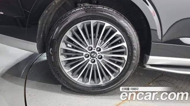 2025 Hyundai Palisade (LX3) Gasoline 2.5T 4WD 9-Seater Sold VIN KMHRK811DSU001547 – trunk area 2025 Hyundai Palisade (LX3) Gasoline 2.5T 4WD 9-Seater Sold VIN KMHRK811DSU001547 – trunk area