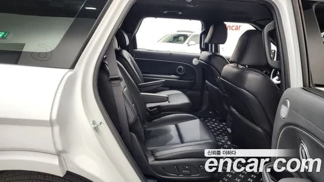 2025 Hyundai Palisade (LX3) Gasoline 2.5T 4WD 7-Seater Sold VIN KMHRK811DSU004095 – undercarriage 2025 Hyundai Palisade (LX3) Gasoline 2.5T 4WD 7-Seater Sold VIN KMHRK811DSU004095 – undercarriage