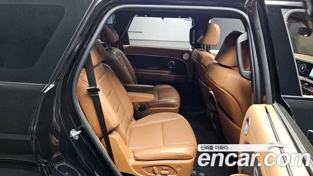 2025 Hyundai Palisade (LX3) Gasoline 2.5T 4WD 7-Seater Sold VIN KMHRK811DSU006691 – interior seats 2025 Hyundai Palisade (LX3) Gasoline 2.5T 4WD 7-Seater Sold VIN KMHRK811DSU006691 – interior seats