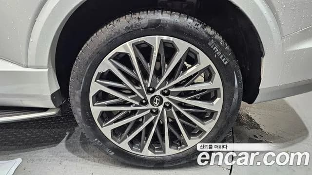 2025 Hyundai Palisade (LX3) Gasoline 2.5T 4WD 7-Seater Sold VIN KMHRK811DSU007984 – trunk area 2025 Hyundai Palisade (LX3) Gasoline 2.5T 4WD 7-Seater Sold VIN KMHRK811DSU007984 – trunk area