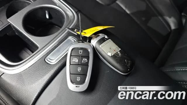 2022 Hyundai The New Santa Fe HEV 1.6 4WD Sold VIN KMHS2811DNU019673 – photo 11 2022 Hyundai The New Santa Fe HEV 1.6 4WD Sold VIN KMHS2811DNU019673 – photo 11
