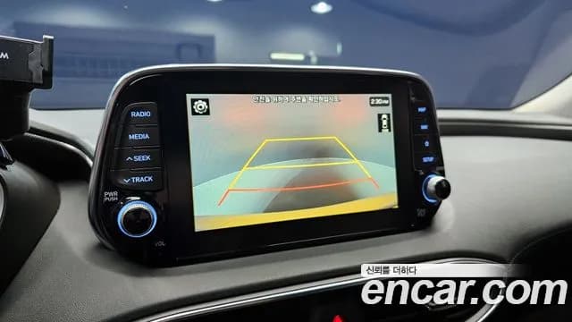 2019 Hyundai Santa Fe TM Gasoline 2.0T 2WD Sold VIN KMHS281ABKU186624 – dashboard 2019 Hyundai Santa Fe TM Gasoline 2.0T 2WD Sold VIN KMHS281ABKU186624 – dashboard