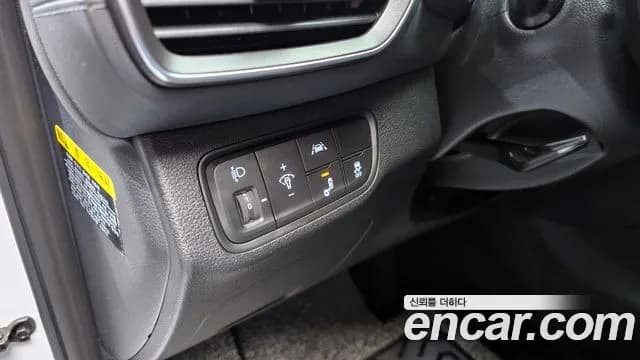 2019 Hyundai Santa Fe TM Gasoline 2.0T 2WD Sold VIN KMHS281ABKU186624 – interior seats 2019 Hyundai Santa Fe TM Gasoline 2.0T 2WD Sold VIN KMHS281ABKU186624 – interior seats