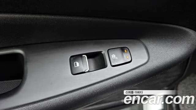 2020 Hyundai Santa Fe TM Gasoline 2.0T 2WD Sold VIN KMHS281ABLU279612 – exterior detail 2020 Hyundai Santa Fe TM Gasoline 2.0T 2WD Sold VIN KMHS281ABLU279612 – exterior detail