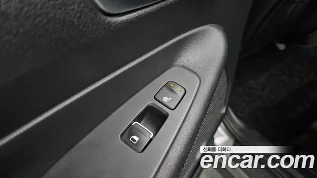 2020 Hyundai Santa Fe TM Gasoline 2.0T 2WD Sold VIN KMHS281ABLU297662 – trunk area 2020 Hyundai Santa Fe TM Gasoline 2.0T 2WD Sold VIN KMHS281ABLU297662 – trunk area