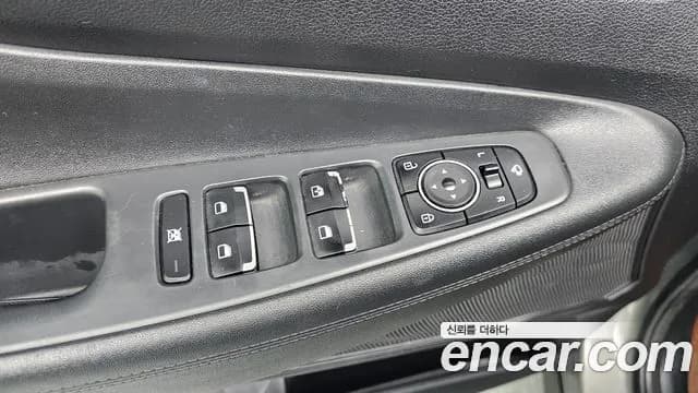 2019 Hyundai Santa Fe TM Diesel 2.0 2WD Sold VIN KMHS281BBKU004979 – trunk area 2019 Hyundai Santa Fe TM Diesel 2.0 2WD Sold VIN KMHS281BBKU004979 – trunk area