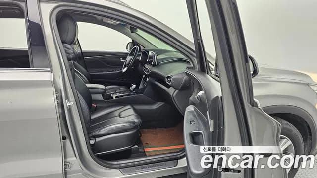 2019 Hyundai Santa Fe TM Diesel 2.0 2WD Sold VIN KMHS281BBKU004979 – photo 12 2019 Hyundai Santa Fe TM Diesel 2.0 2WD Sold VIN KMHS281BBKU004979 – photo 12