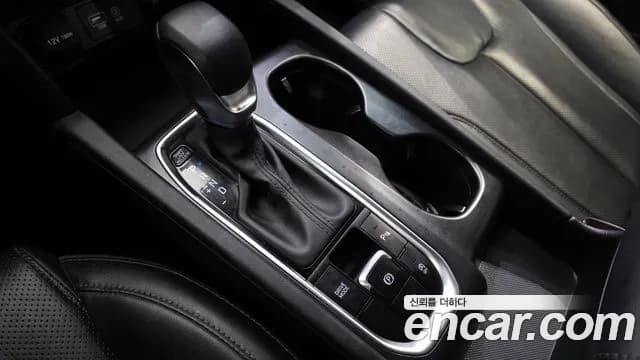 2019 Hyundai Santa Fe TM Diesel 2.0 2WD Sold VIN KMHS281BBKU023510 – exterior detail 2019 Hyundai Santa Fe TM Diesel 2.0 2WD Sold VIN KMHS281BBKU023510 – exterior detail