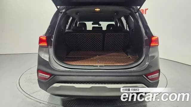 2019 Hyundai Santa Fe TM Diesel 2.0 2WD Sold VIN KMHS281BBKU058801 – front exterior 2019 Hyundai Santa Fe TM Diesel 2.0 2WD Sold VIN KMHS281BBKU058801 – front exterior