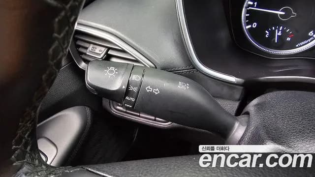 2019 Hyundai Santa Fe TM Diesel 2.0 2WD Sold VIN KMHS281BBKU058801 – engine bay 2019 Hyundai Santa Fe TM Diesel 2.0 2WD Sold VIN KMHS281BBKU058801 – engine bay