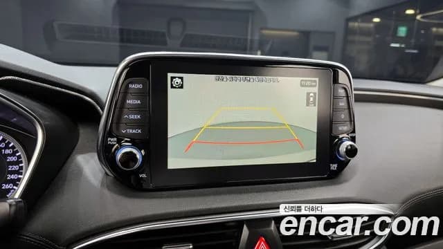 2019 Hyundai Santa Fe TM Diesel 2.0 2WD Sold VIN KMHS281BBKU078851 – exterior detail 2019 Hyundai Santa Fe TM Diesel 2.0 2WD Sold VIN KMHS281BBKU078851 – exterior detail