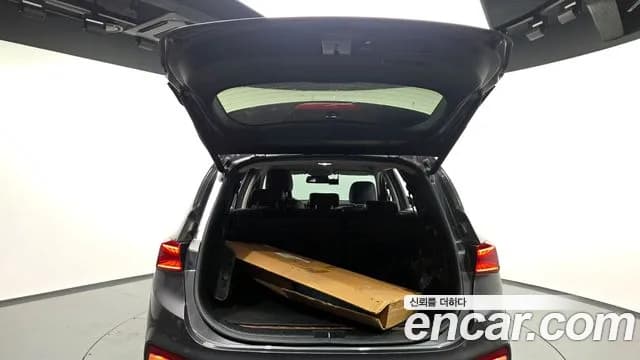 2019 Hyundai Santa Fe TM Diesel 2.0 2WD Sold VIN KMHS281BBKU133916 – exterior detail 2019 Hyundai Santa Fe TM Diesel 2.0 2WD Sold VIN KMHS281BBKU133916 – exterior detail