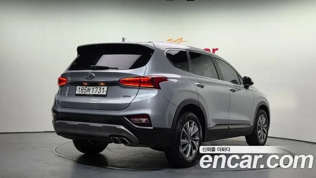 2019 Hyundai Santa Fe TM Diesel 2.0 2WD Sold VIN KMHS281BBKU146507 – trunk area 2019 Hyundai Santa Fe TM Diesel 2.0 2WD Sold VIN KMHS281BBKU146507 – trunk area