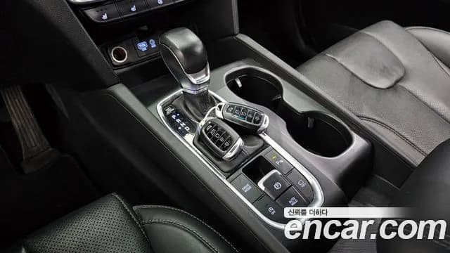 2020 Hyundai Santa Fe TM Diesel 2.0 2WD Sold VIN KMHS281BBLU251625 – trunk area 2020 Hyundai Santa Fe TM Diesel 2.0 2WD Sold VIN KMHS281BBLU251625 – trunk area