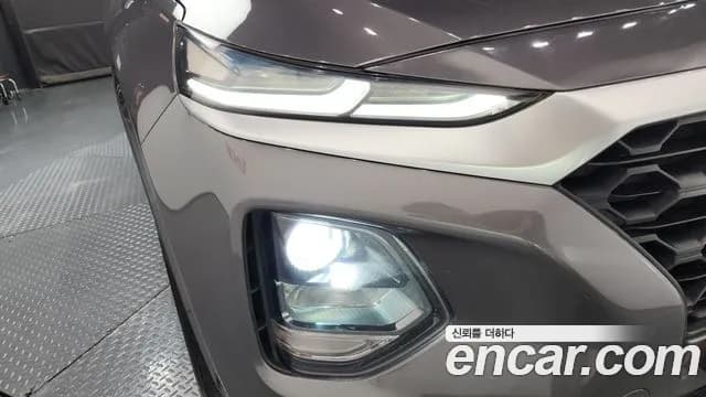 2019 Hyundai Santa Fe TM Diesel 2.2 2WD Sold VIN KMHS281CBKU042153 – interior seats 2019 Hyundai Santa Fe TM Diesel 2.2 2WD Sold VIN KMHS281CBKU042153 – interior seats