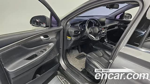 2019 Hyundai Santa Fe TM Diesel 2.2 2WD Sold VIN KMHS281CBKU186269 – trunk area 2019 Hyundai Santa Fe TM Diesel 2.2 2WD Sold VIN KMHS281CBKU186269 – trunk area