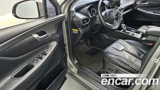 2019 Hyundai Santa Fe TM Diesel 2.2 4WD Sold VIN KMHS281CDKU007774 – interior seats 2019 Hyundai Santa Fe TM Diesel 2.2 4WD Sold VIN KMHS281CDKU007774 – interior seats