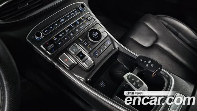 2021 Hyundai The New Santa Fe Diesel 2.2 2WD Sold VIN KMHS281HGMU317170 – photo 15 2021 Hyundai The New Santa Fe Diesel 2.2 2WD Sold VIN KMHS281HGMU317170 – photo 15
