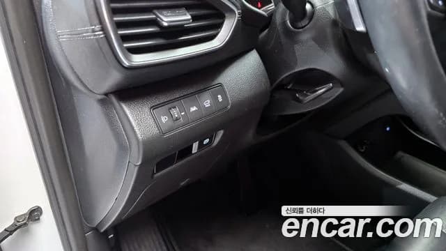 2021 Hyundai The New Santa Fe Diesel 2.2 2WD Sold VIN KMHS281HGMU325802 – photo 17 2021 Hyundai The New Santa Fe Diesel 2.2 2WD Sold VIN KMHS281HGMU325802 – photo 17