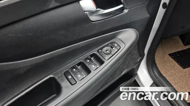 2021 Hyundai The New Santa Fe Diesel 2.2 2WD Sold VIN KMHS281HGMU343857 – interior seats 2021 Hyundai The New Santa Fe Diesel 2.2 2WD Sold VIN KMHS281HGMU343857 – interior seats