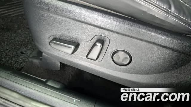 2021 Hyundai The New Santa Fe Diesel 2.2 2WD Sold VIN KMHS281HGMU368690 – exterior detail 2021 Hyundai The New Santa Fe Diesel 2.2 2WD Sold VIN KMHS281HGMU368690 – exterior detail